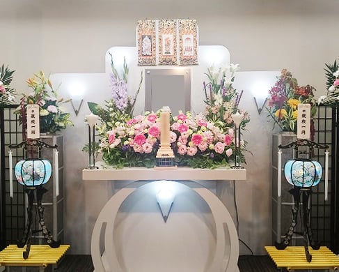家族葬生花祭壇